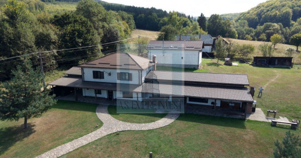 Complex Turistic activ, 2 lacuri ,teren 16800 mp -zona Valea Dob&acirc;rlău