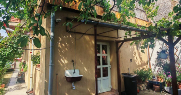 Casa individuala, 5 camere cu teren de 323 mp in zona Gheorg