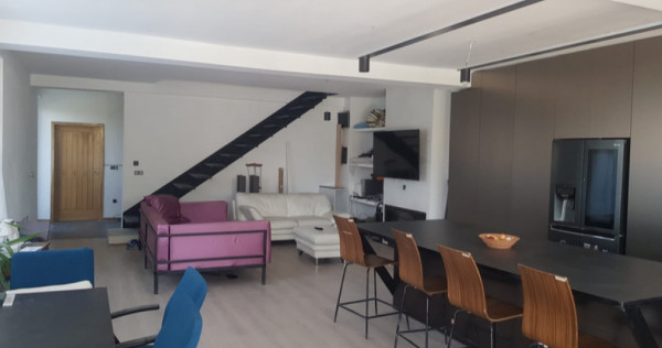 Duplex design deosebit, zona Decathlon - V1146