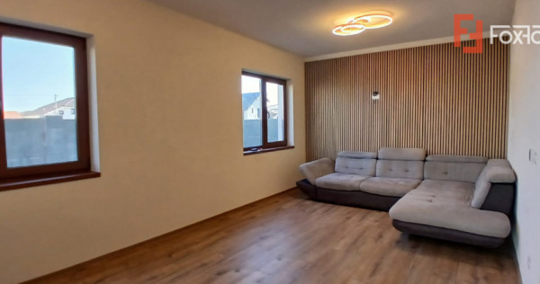 Duplex cu 5 camere si teren de 300 mp in Dumbravita la cheie
