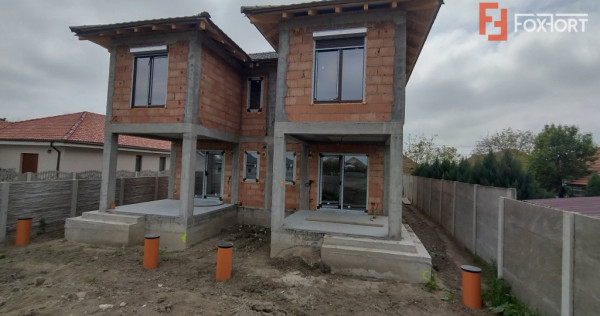 Duplex 4 camere, Sacalaz - Asfalt, toate utilitatiile