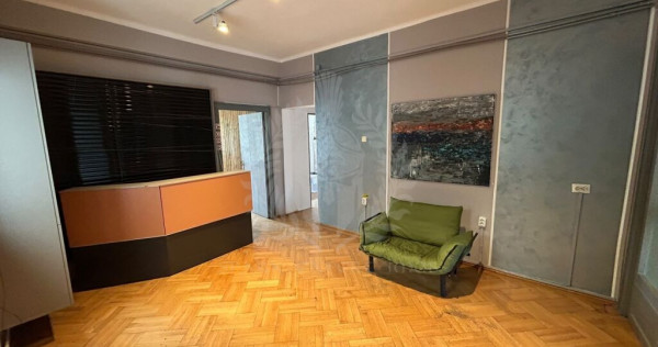 Spațiu comercial de &icirc;nchiriat // 105 mp// PLOIEȘTI