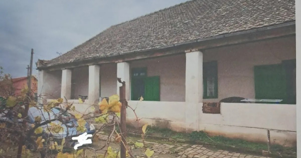 Casa de v&acirc;nzare 2877mp.