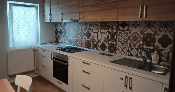 Ap 3 Camere D, Sf. Lazar - Palas, 850 Euro/luna