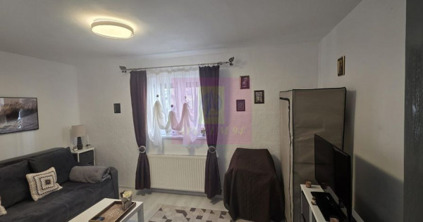 Garsoniera de vanzare in Sinaia &ndash; zona Spital