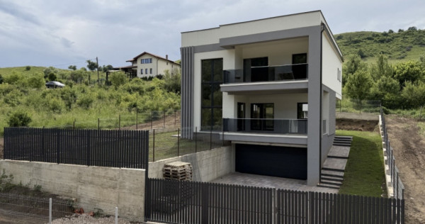Casa cu 4 camere in Cluj zona Roata Faget