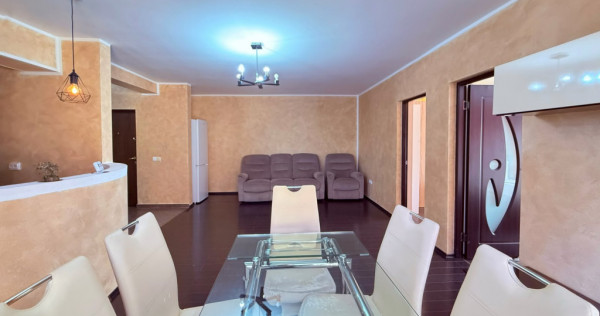 Inchiriere Apartament 4 camere, bloc 2008, parcare, Hotel Ro