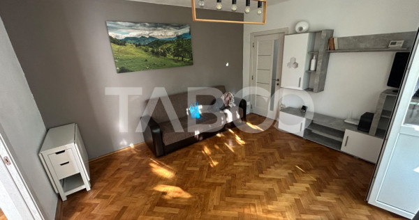 Apartament spatios 2 camere nedecomandat zona Mihai Viteazul