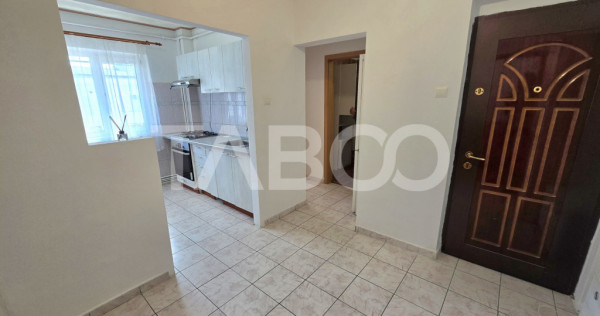 Apartament 2 camere de vanzare mobilat pivnita balcon Siretu