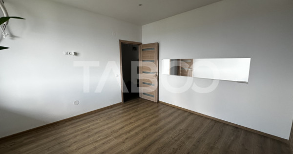 Apartament decomandat pretabil regim hotelier in zona Doamna