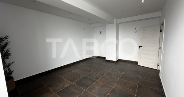 Apartament decomandat de vanzare 2 camere 51 mpu zona Doamna