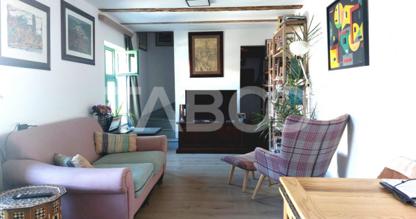 Apartament de vanzare 105 mp 3 camere curte 340 mp in acte C