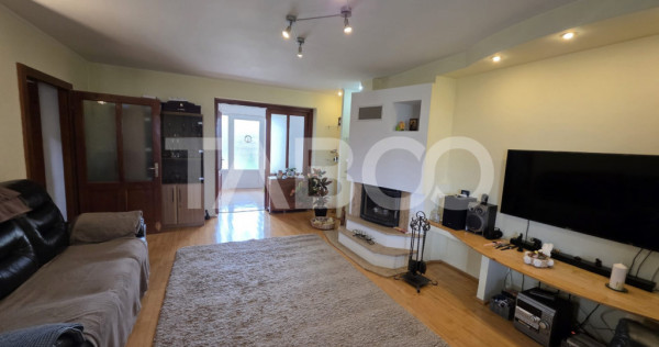Duplex spatios de vanzare in Sebes Drumul Petrestiului