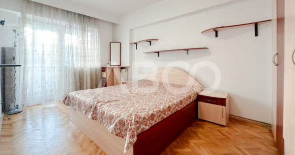 Apartament cu 3 camere decomandate de vanzare in cartierul Z