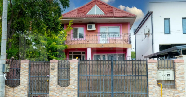 Casa de vanzare, 117 mp, zona Micro 14