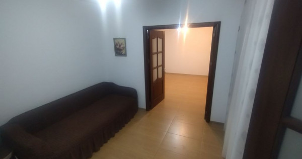 Casa de vanzare - zona Institutul de Marina