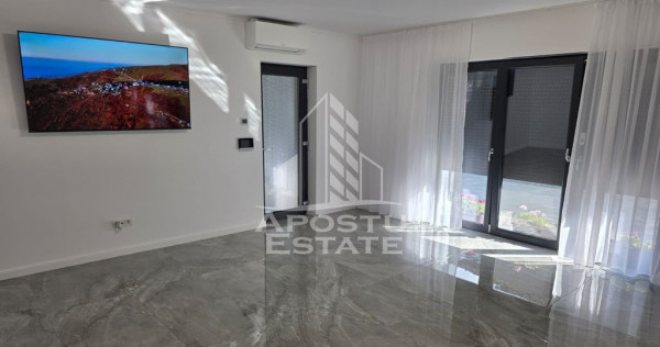 Casa pe parter, individuala de vanzare, 5 camere, 3 bai, Girocului