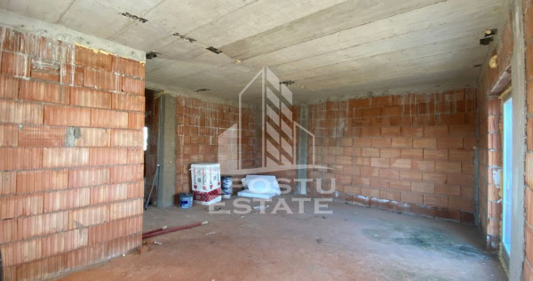 Duplex de vanzare Urseni pe parter cu 3 camere si doua bai