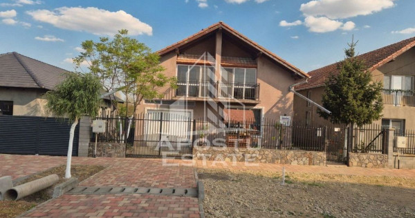 Casa spațioasă, 280 mp utili, S&acirc;nnicolau Mare