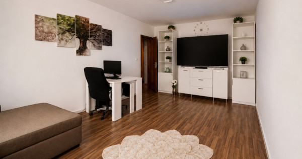 Apartament 2 camere, decomandat, zona Soarelui