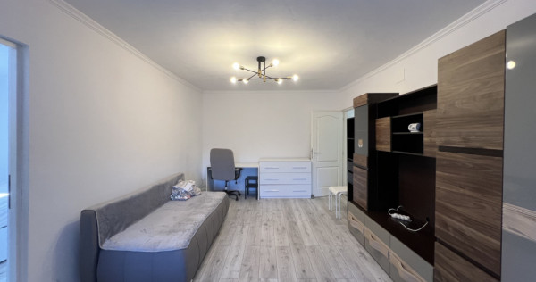 Apartament cu 2 camere, 40 mp utili, etaj 3, centrala propri