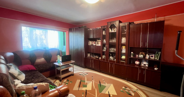 Apartament 3 camere, 69 mp utili, decomandat, parter - zona