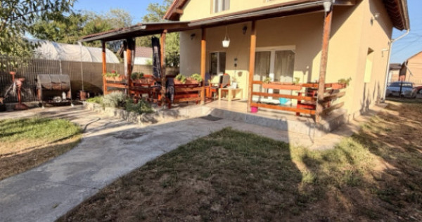 Casa individuala in vatra veche - Giarmata Mare