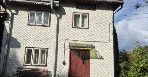 Casă și complex de clădiri &icirc;n zonă pitorească Municipiul Vatra Dornei