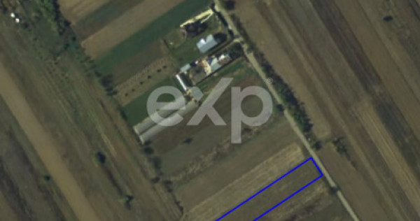 TEREN DE V&Acirc;NZARE &Icirc;N CAZACI DB &ndash; 2.500 MP
