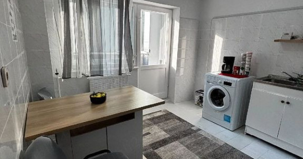 Stadion st uri-apartament 3 camere decomandat